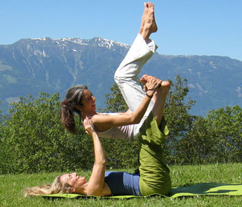 AcroYoga