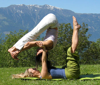 AcroYoga